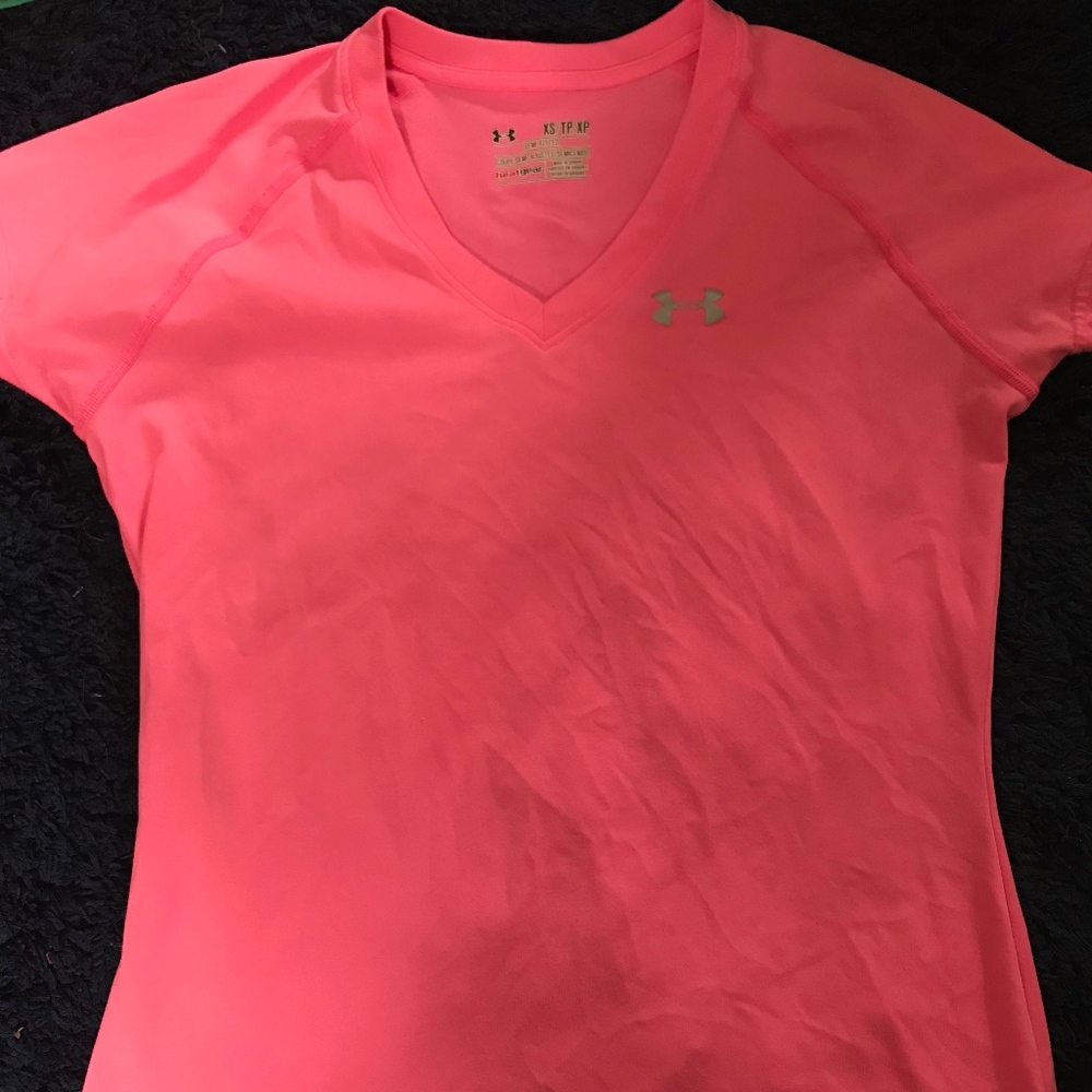 Under Armour T-shirt